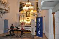 adventni-koncert-s-eliskou-ruskovou-a-martinem-duffkem-2020-online-z-youtube-kanal-eliska-ruskova_1607892338.jpg