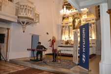 adventni-koncert-s-eliskou-ruskovou-a-martinem-duffkem-2020-online-z-youtube-kanal-eliska-ruskova_1607892624.jpg